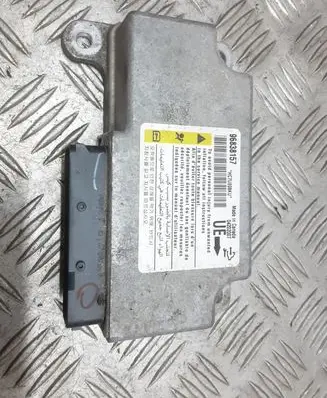 Chevrolet Captiva Airbag control unit/module 96838157