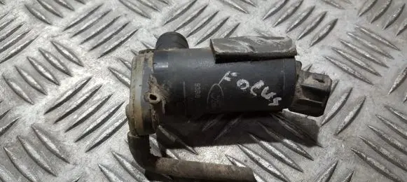 Ford Focus Windscreen/windshield washer pump 93BB17K924BA