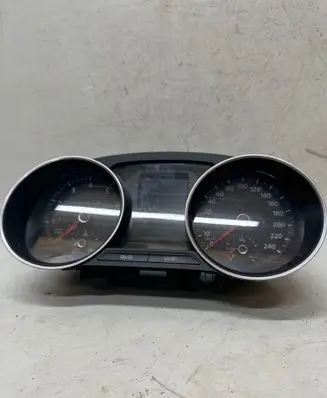 Volkswagen Polo V 6R Speedometer (instrument cluster) 6C0920740C 128041 A2C96768800