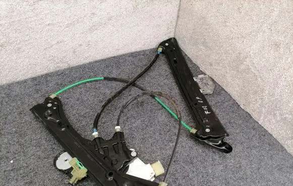 Front door window regulator with motor