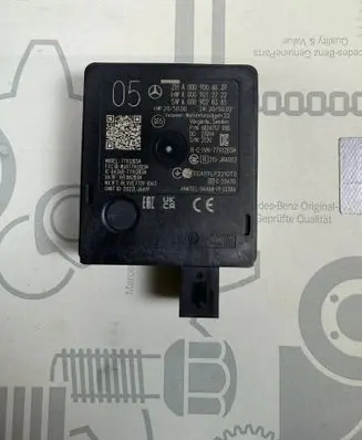Mercedes-Benz E AMG W213 Blind spot module A0009004639 A0009028385