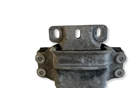 Audi TT TTS Mk2 Engine mount bracket 8J0199555