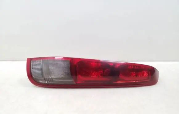 Nissan X-Trail T30 Rear/tail lights