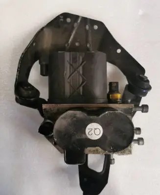 Mercedes-Benz S C217 Air suspension compressor/pump A2223200035