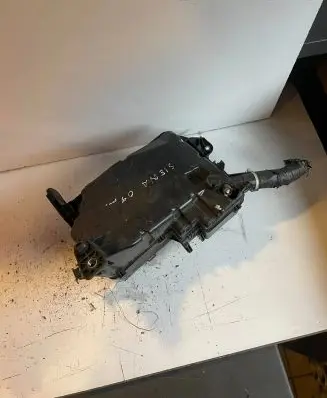 Toyota Sienna XL20 II Fuse module 71547067