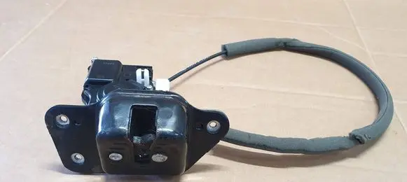 Fiat Freemont Loading door lock 