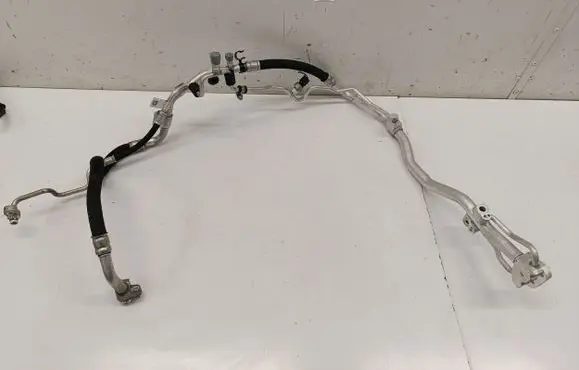 Mini Cooper Countryman F60 Air conditioning (A/C) pipe/hose 6808604 6808605