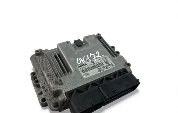 KIA Ceed Engine control unit/module ECU 391022A765 0281015238