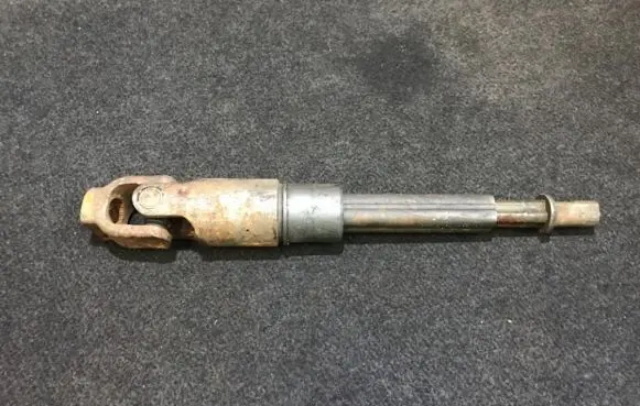 Chrysler Voyager Steering column universal joint