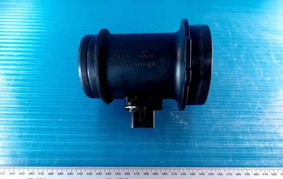 Audi A6 S6 C6 4F Mass air flow meter 059906461K
