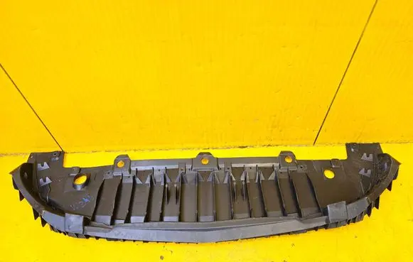 Mercedes-Benz B W246 W242 Front bumper skid plate/under tray A2428850136