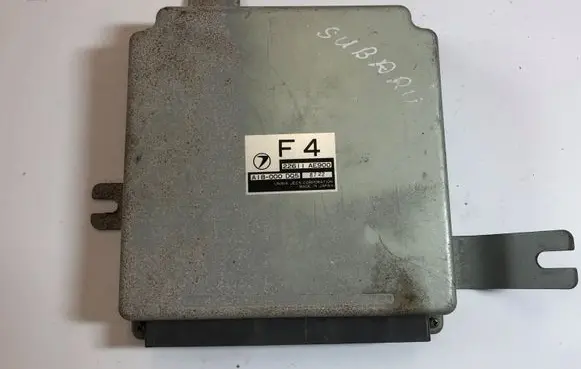 Subaru Impreza II Engine control unit/module 22611AE900 A18000 A18000DQ5