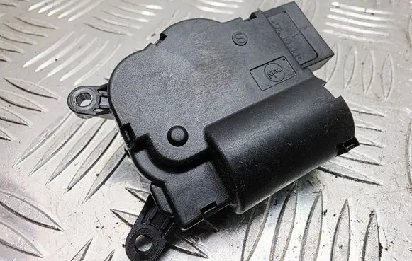 Volkswagen Atlas Air flap motor/actuator 5Q0907511K