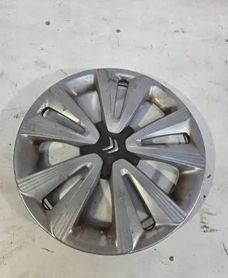 Citroen C3 R16 wheel hub/cap/trim 9687730477 9687730877