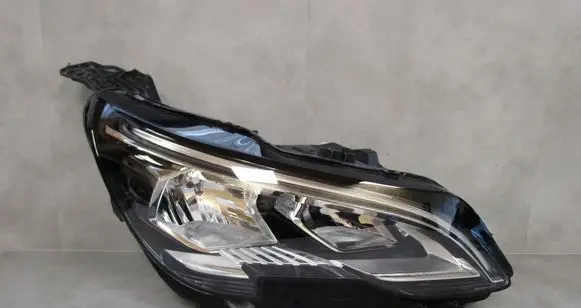 Peugeot 3008 II Headlight/headlamp 9810478080 90085115