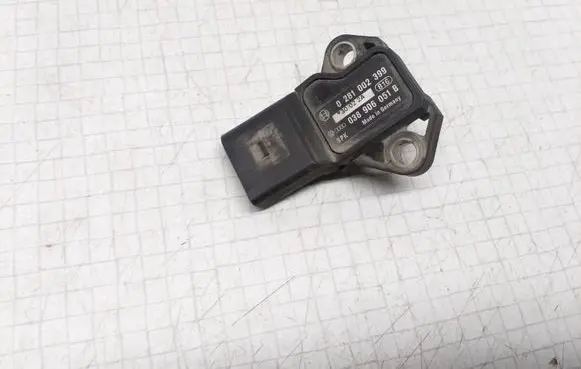 Audi A4 S4 B6 8E 8H Air pressure sensor 0281002399 038906051B