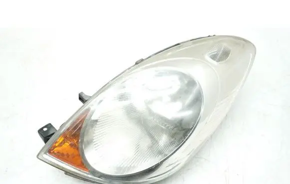 Nissan Note (E11) Headlight/headlamp 260609U10A
