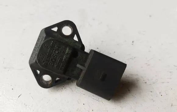Volvo V70 Air pressure sensor 038906051
