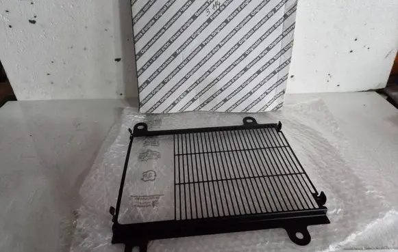Alfa Romeo Giulia Intercooler air channel guide 50547146 68334285AA
