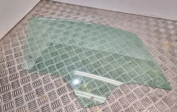 Opel Crossland X Front door window glass four-door 43R000055 E000090 DOT747AS2M61385