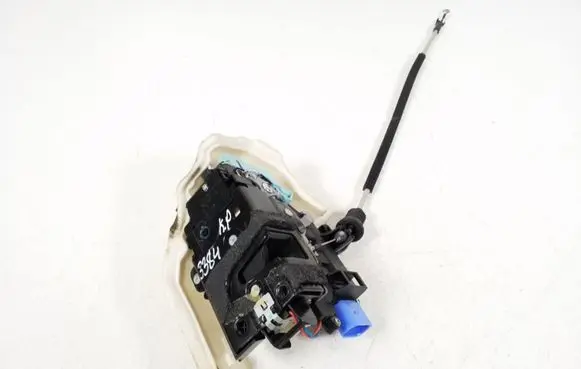Volkswagen Phaeton Front door lock