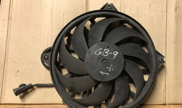 Citroen Jumpy Electric radiator cooling fan 8240563