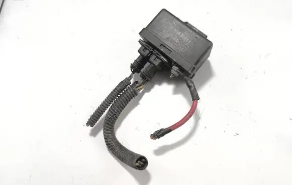 Fiat Croma Glow plug pre-heat relay 55193073 B047 38430003