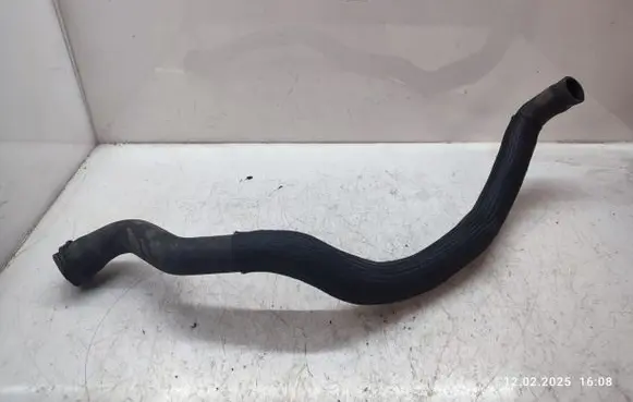 Volvo XC90 Engine coolant pipe/hose