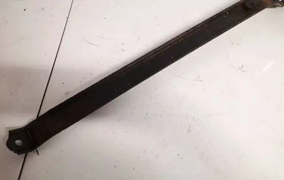 Fuel tank mounting bracket