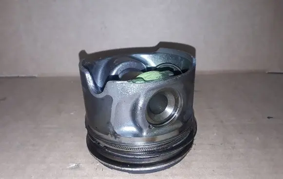 Dodge Nitro Piston 13G