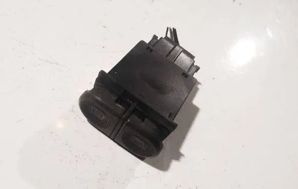 Seat Alhambra (Mk1) Windscreen/window heater switch 