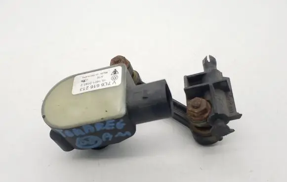 Volkswagen Touareg I Yaw turn rate sensor 7L6616213 1T0907503