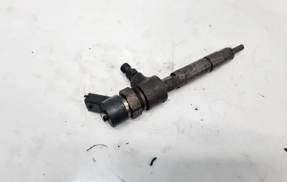 Fuel injector