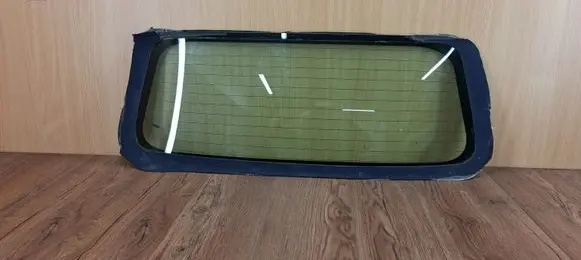 BMW 3 E46 Rear windscreen/windshield window 43R000261