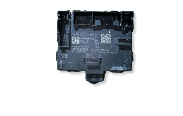 Audi Q7 4M Door control unit/module 4M0959792G