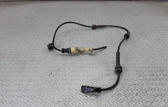 Renault Megane II ABS brake wheel speed sensor 8200446282