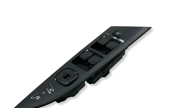 Mazda 3 I Electric window control switch 03123000 17032004 BP4L66350