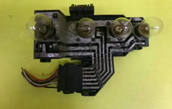 Audi A4 S4 B5 8D Tail light bulb cover holder