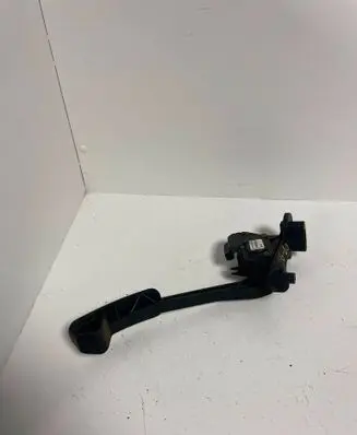 Volvo S60 Accelerator throttle pedal 30636004 6PV00853701