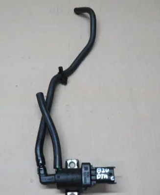 Opel Insignia A Turbo solenoid valve 55574896 EV152 PA6GF60