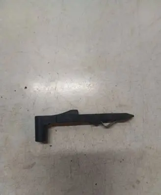 Headlight/headlamp mounting bracket