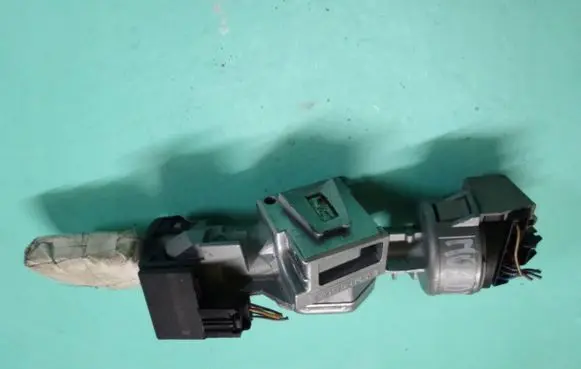Ford Mondeo MK IV Ignition lock 3F880