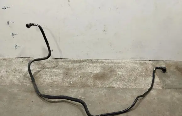 Aston Martin DB11 Fuel line pipe KY539D667AB