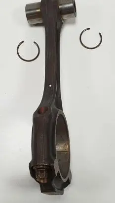 Mercedes-Benz S W221 Piston with connecting rod