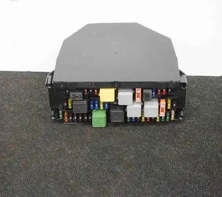 Mercedes-Benz E C207 W207 Fuse box set A2129004025 F005V01523