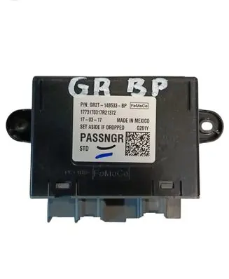 Ford Fusion II Door control unit/module GR2T14B533BP