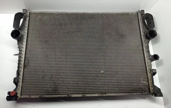 Mercedes-Benz E W211 Coolant radiator A2115002002