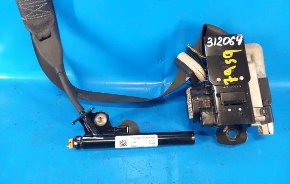 Ford Fusion II Front seatbelt DG9Z54611B08AJ