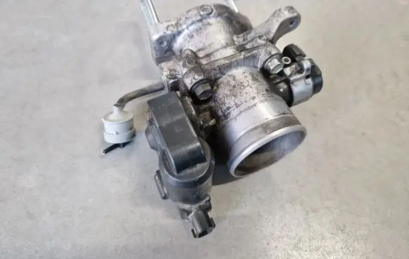 Toyota Hilux (AN10, AN20, AN30) Throttle valve 1923002010