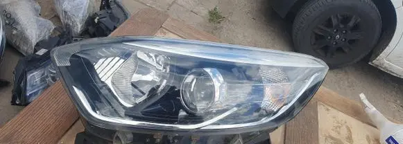 Renault Captur Headlight/headlamp 260600093R